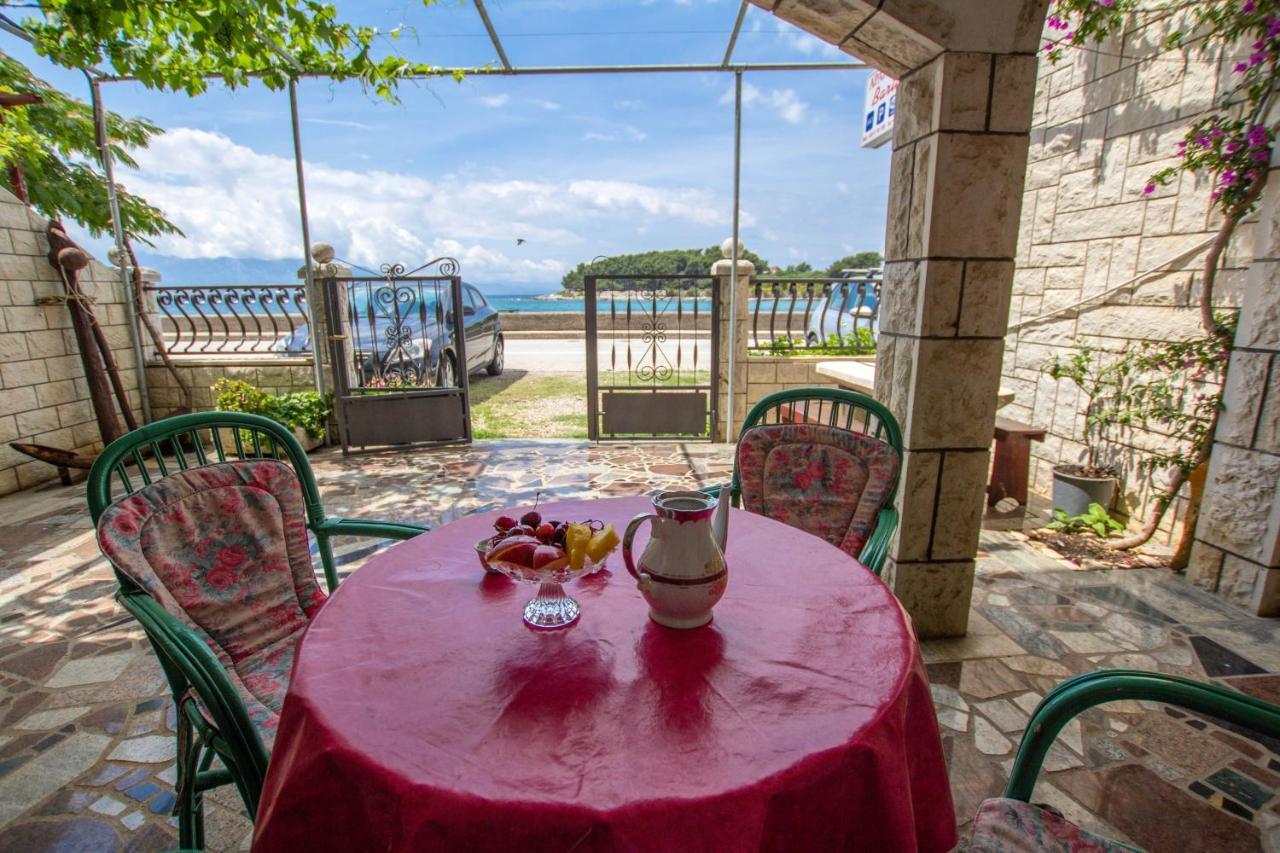 Apartments By The Sea Sucuraj, Hvar - 566 Kültér fotó